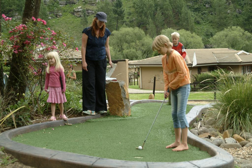 Gooderson Leisure Mountain View Cottages Self Catering And Timeshare Resort Drakensberg Garden Ngoại thất bức ảnh